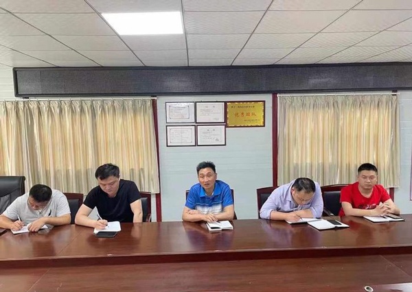 市政建設(shè)集團斗南路提升改造工程項目開展部署動員會6002.jpg