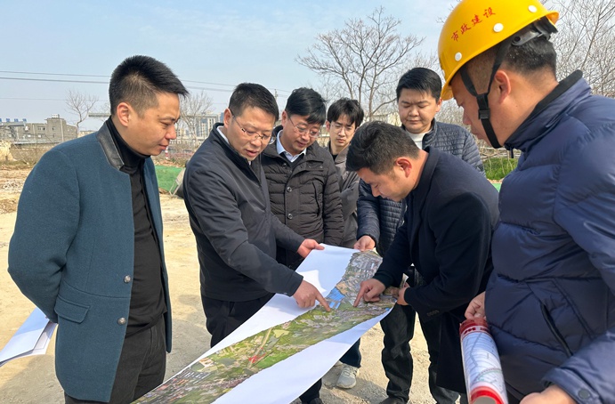市政公用集團(tuán)劉順保到朱橋東路綜合管廊及基礎(chǔ)設(shè)施建設(shè)工程項(xiàng)目調(diào)研 市政公用集團(tuán)劉順保到朱橋東路綜合管廊及基礎(chǔ)設(shè)施建設(shè)工程項(xiàng)目調(diào)研