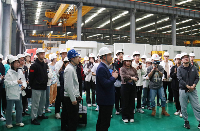 浙江建設(shè)職業(yè)技術(shù)學(xué)院與江西建設(shè)職業(yè)技術(shù)學(xué)院師生到市政遠(yuǎn)大公司參觀交流 浙江建設(shè)職業(yè)技術(shù)學(xué)院與江西建設(shè)職業(yè)技術(shù)學(xué)院師生到市政遠(yuǎn)大公司參觀交流