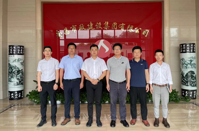 華東交通大學(xué)土木建筑學(xué)院副院長(zhǎng)張季來到我司交流座談 華東交通大學(xué)土木建筑學(xué)院副院長(zhǎng)張季來到我司交流座談